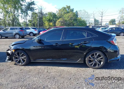 2018 Honda Civic Sport z USA, uszkodzony, nr VIN SHHFK7H45JU419497